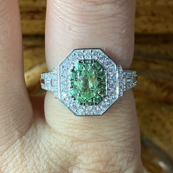 Natural Tsavorite Garnet Moissanite Sterling Silver Ring Size 8 - Picture 1 of 9